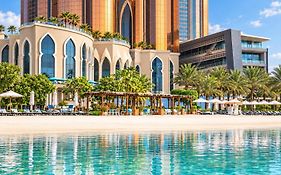 Bab Al Qasr Hotel